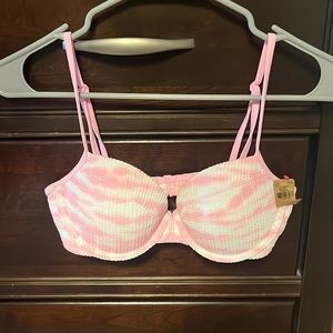 NWT Pink bikini top Size S